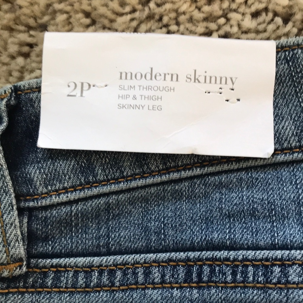 SOLD 🌟 HP 🌟 5.17.20 Loft denim - Picture 8 of 8